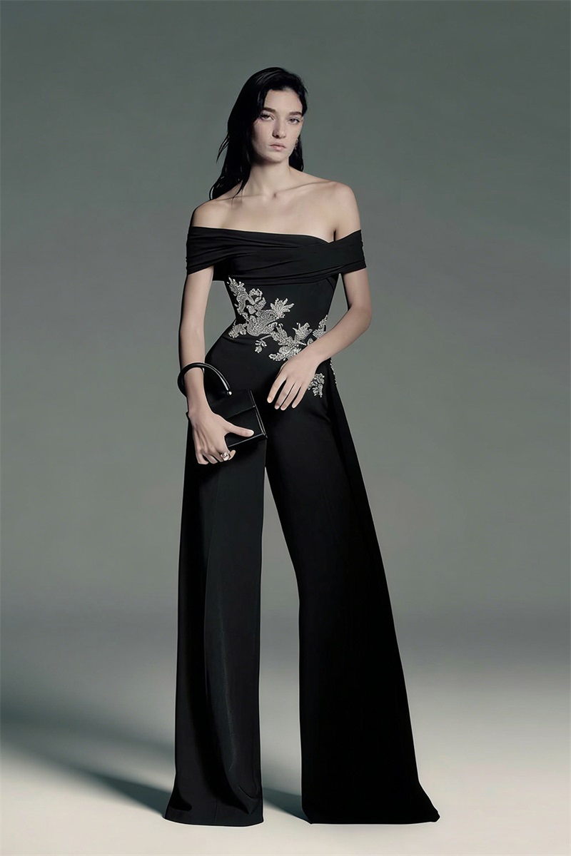 Women'S Formal Jumpsuit Evening Wear - จั๊มสูทผู้หญิงสีดำ คริสตัล แต่งเซ็กซี่ เปิดไหล่ แขนสั้น ผ้ารัดรูป