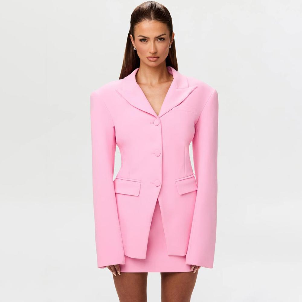 Women Formal Wear Shirts - ชุดสูทผู้หญิงสีชมพูสดใส 2 ชิ้น เสื้อแจ็คเก็ตปกแหลมติดกระดุมแถวเดียว+กางเกงขาสั้นเอวสูง สง่างาม เหมาะสำหรับใส่ทำงานในออฟฟิศหรือใส่ในชีวิตประจำวัน