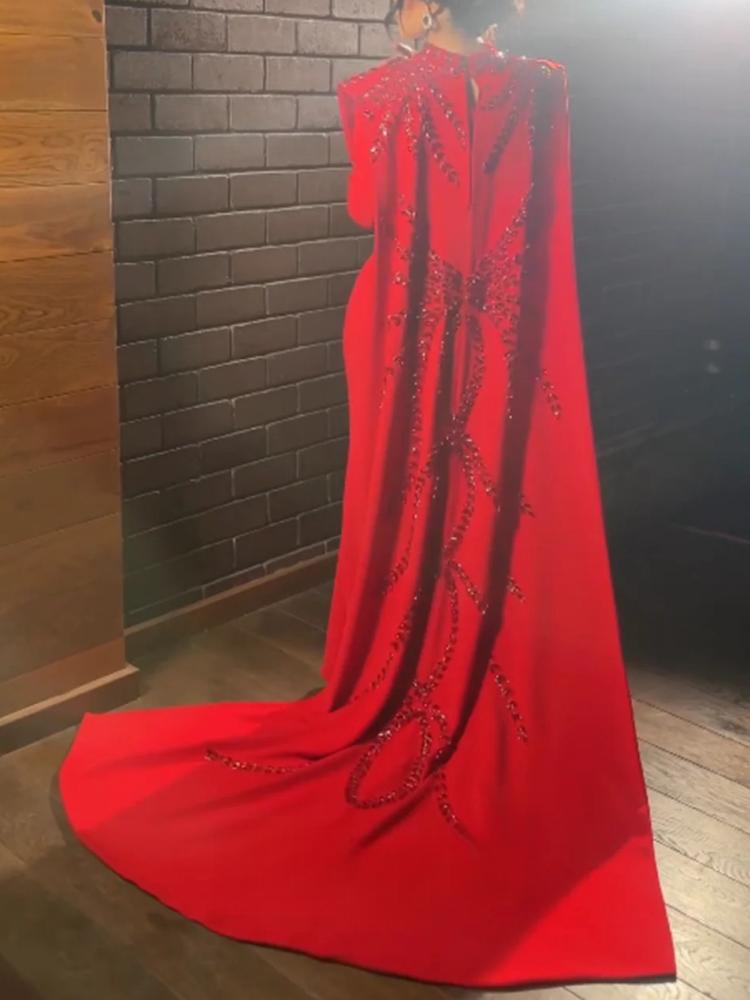 Women Formal Wear For Party - ชุดราตรียาวสีแดงแบบมุสลิมอาหรับซาอุดิอาระเบียแบบกำหนดเองได้ คอสูงประดับด้วยลูกปัด ชุดสำหรับผู้หญิงสำหรับโอกาสพิเศษ ชุดงานเลี้ยง ชุดประกวด