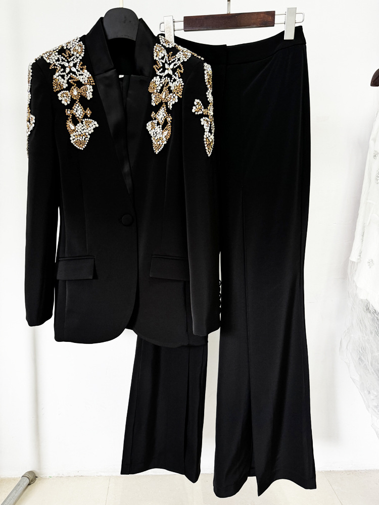 ชุดสูทดีไซน์เนอร์ใหม่ล่าสุดปี  - Female Formal Wear บทวิจารณ์และราคา
