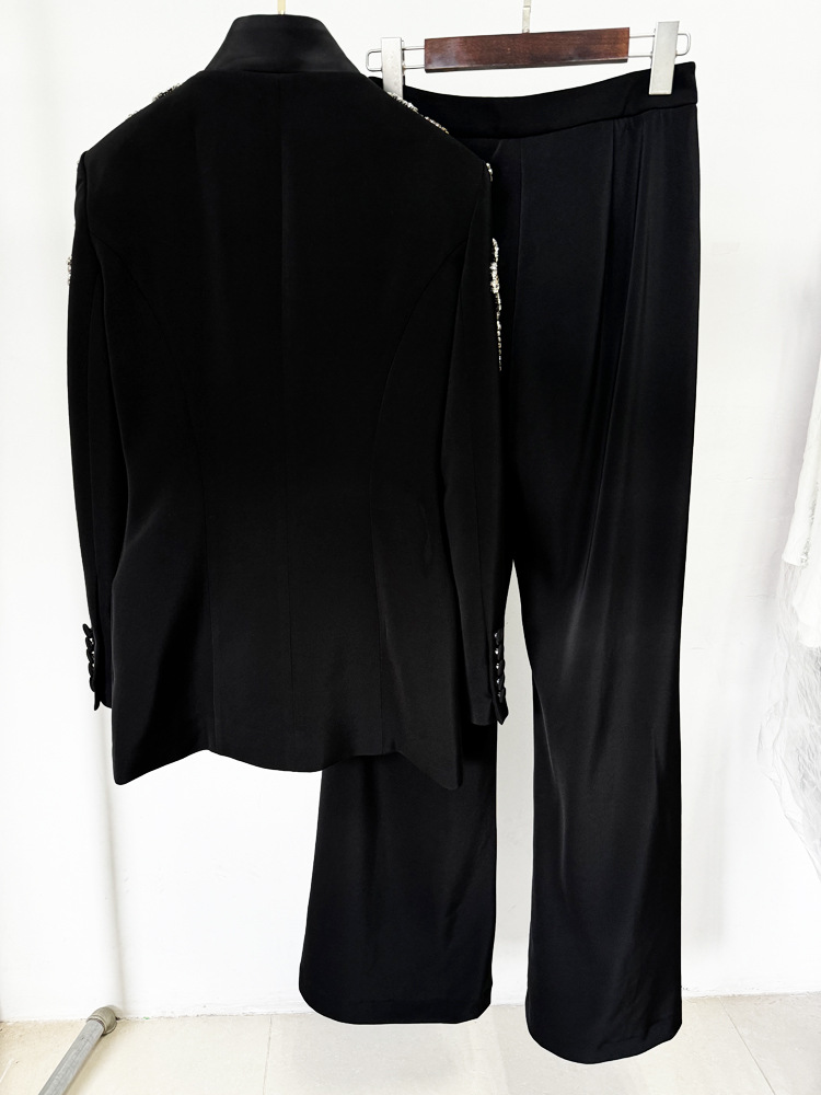 ชุดสูทดีไซน์เนอร์ใหม่ล่าสุดปี  - Female Formal Wear บทวิจารณ์และราคา