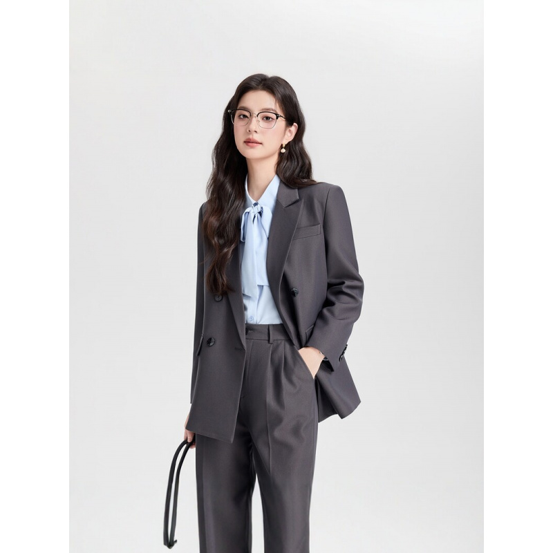 ชุดสูทผู้หญิงสีน้ำเงินกรมท่าแบ - Women Formal Wear For Interview บทวิจารณ์และราคา